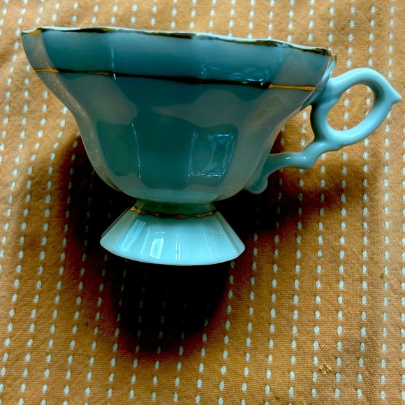 China Teacup made in Japan fruits & flowers - Picture 5 of 7